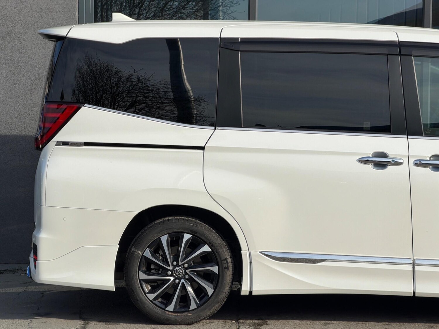 Used Toyota Noah for sale - 78047128: Photo 7