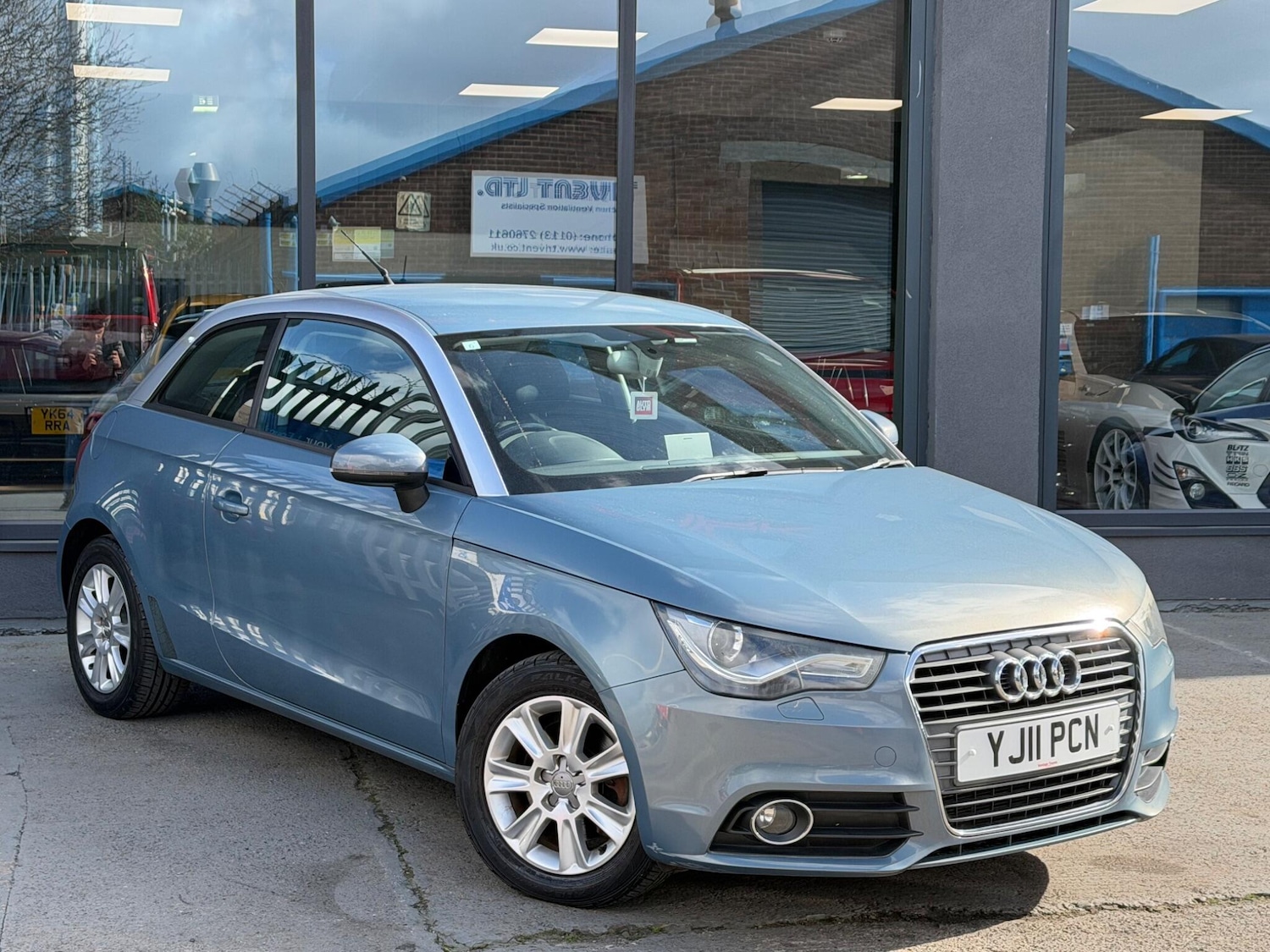 Used Audi A1 for sale - 77908661: Photo 2