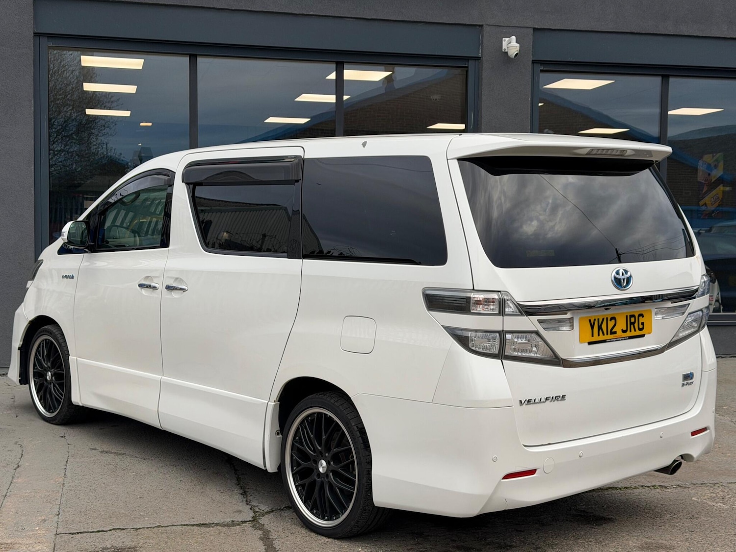 Used Toyota Vellfire for sale - 78058102: Photo 5