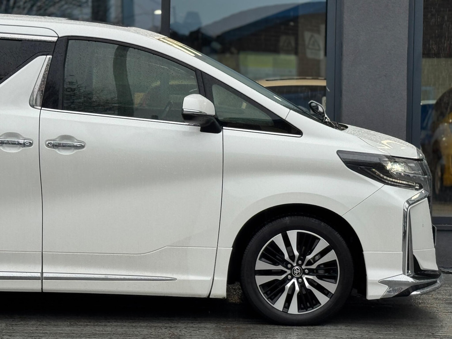 Used Toyota Alphard for sale - 77267429: Photo 7