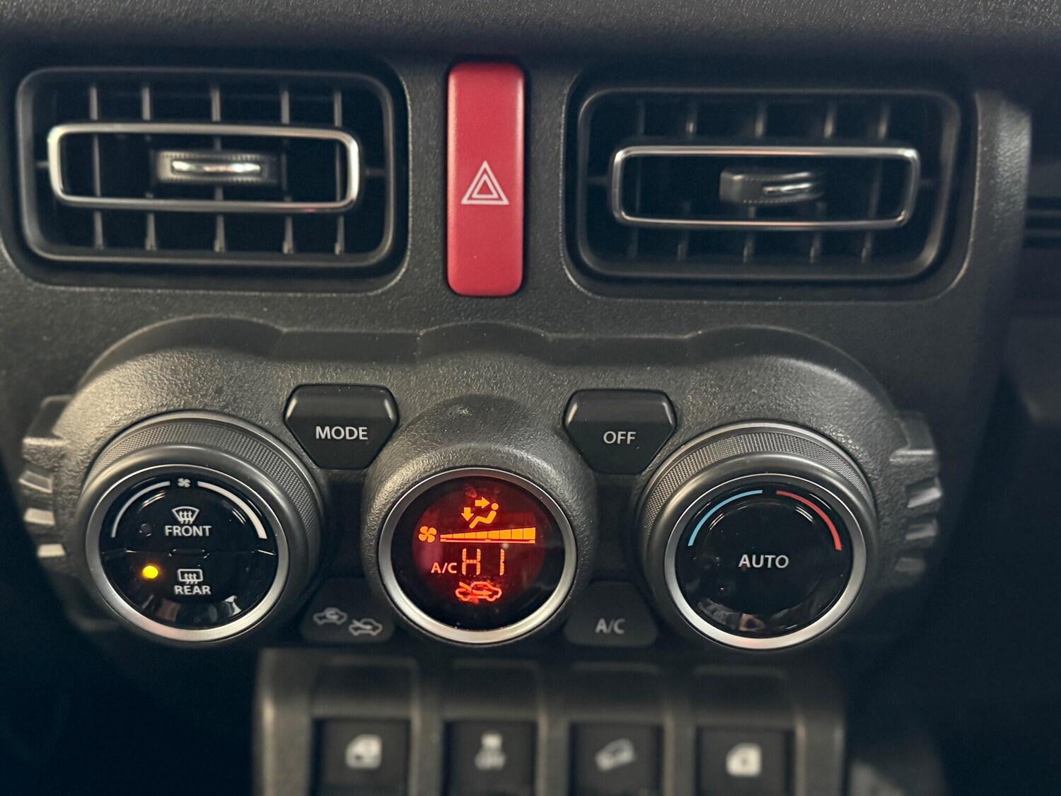 Used Suzuki Jimny for sale - 77704622: Photo 40