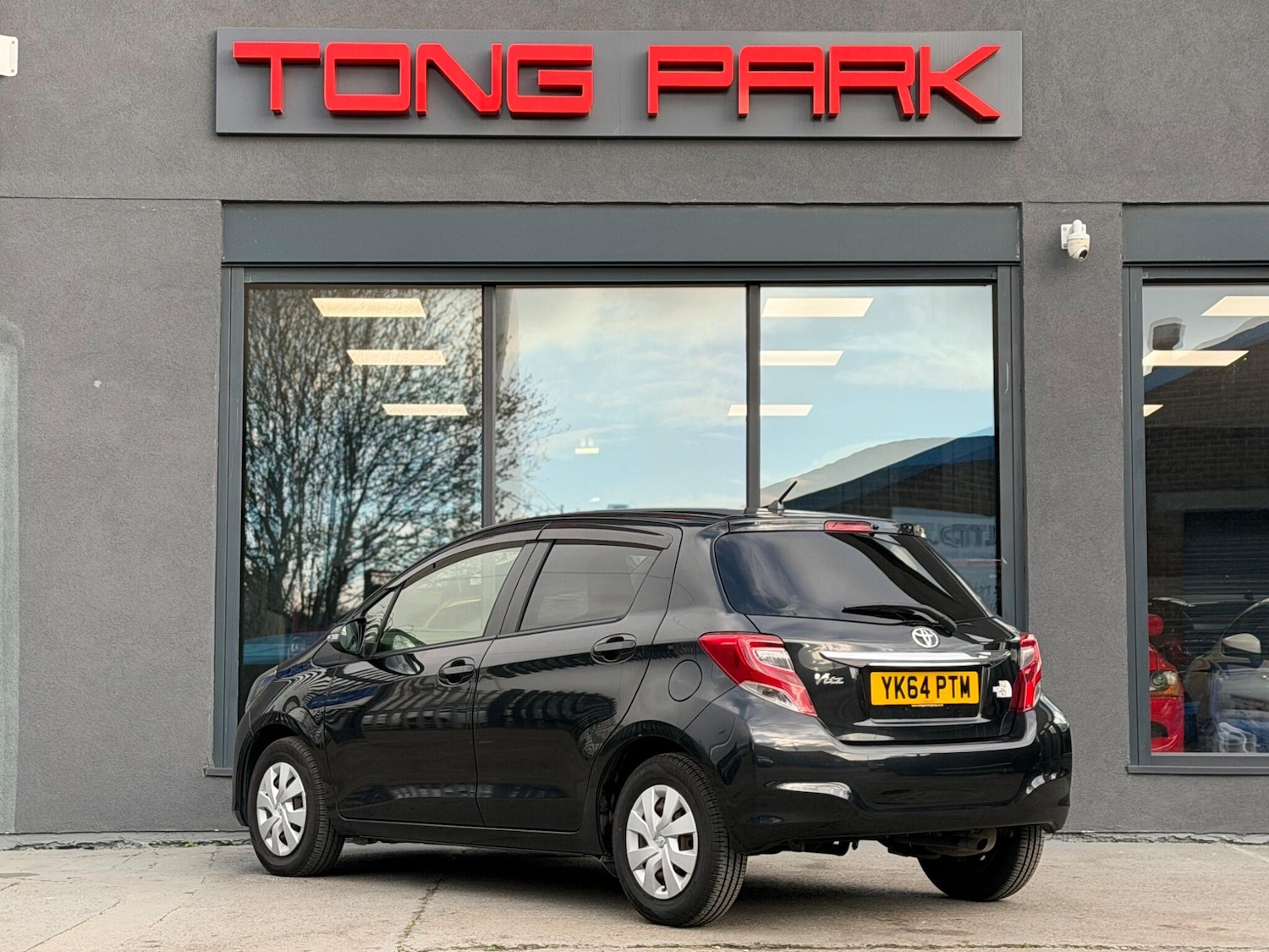 Used Toyota Yaris for sale - 78101162: Photo 2