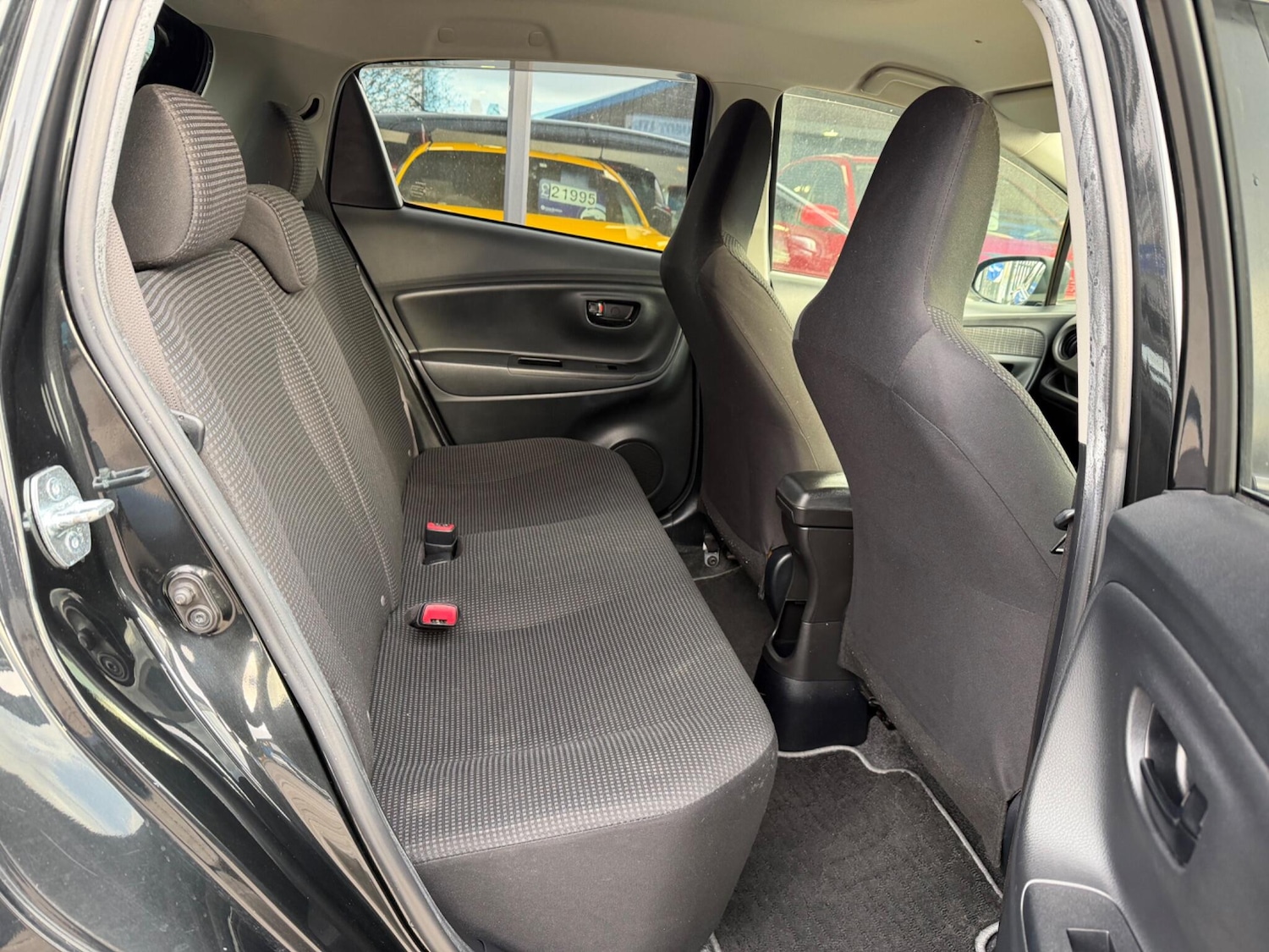 Used Toyota Yaris for sale - 78101162: Photo 25