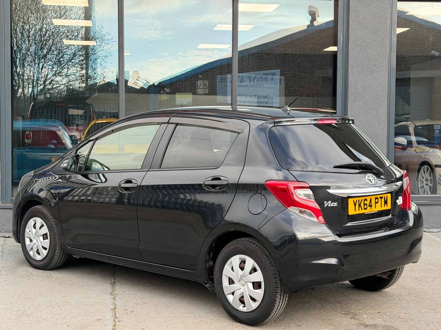 Used Toyota Yaris for sale - 78101162: Photo 5