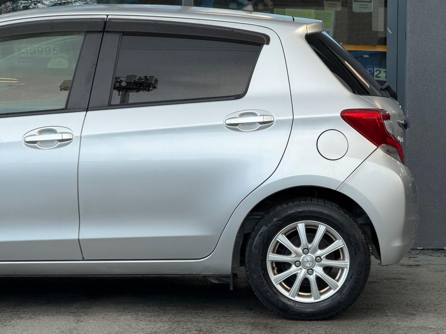 Used Toyota Yaris for sale - 77624948: Photo 12