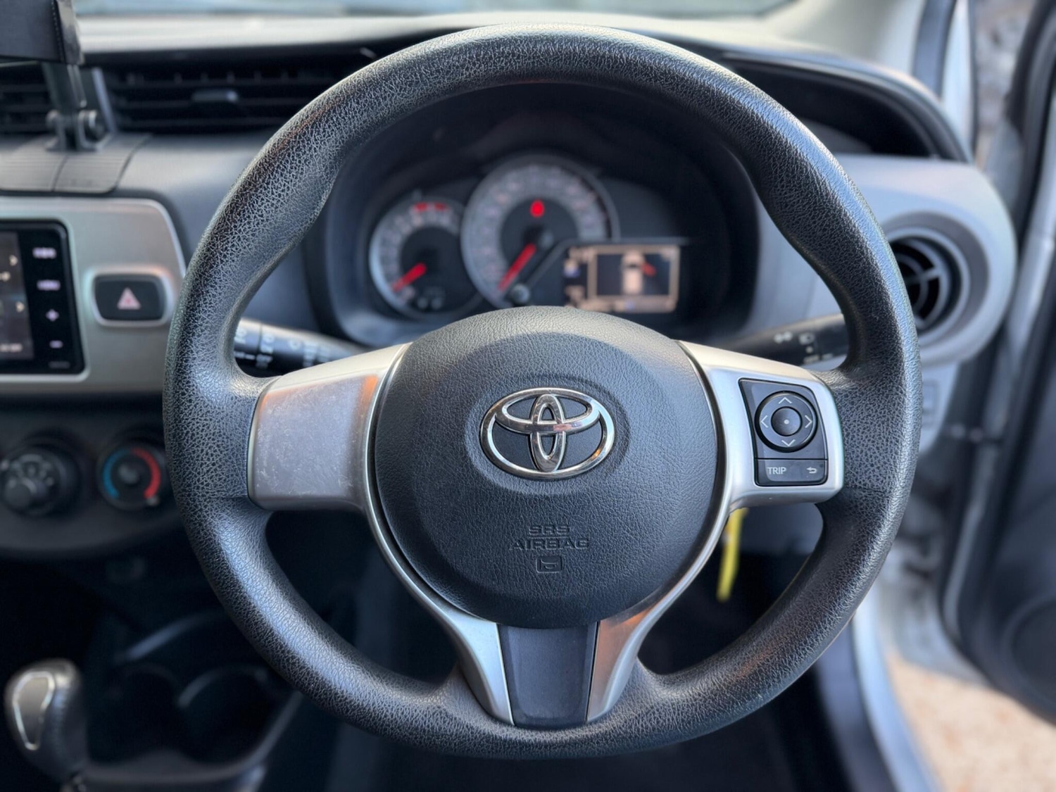 Used Toyota Yaris for sale - 77624948: Photo 25