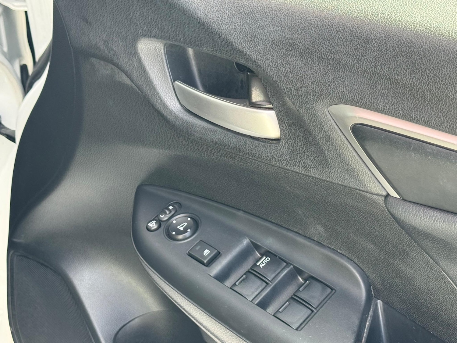 Used Honda Fit for sale - 77103617: Photo 17