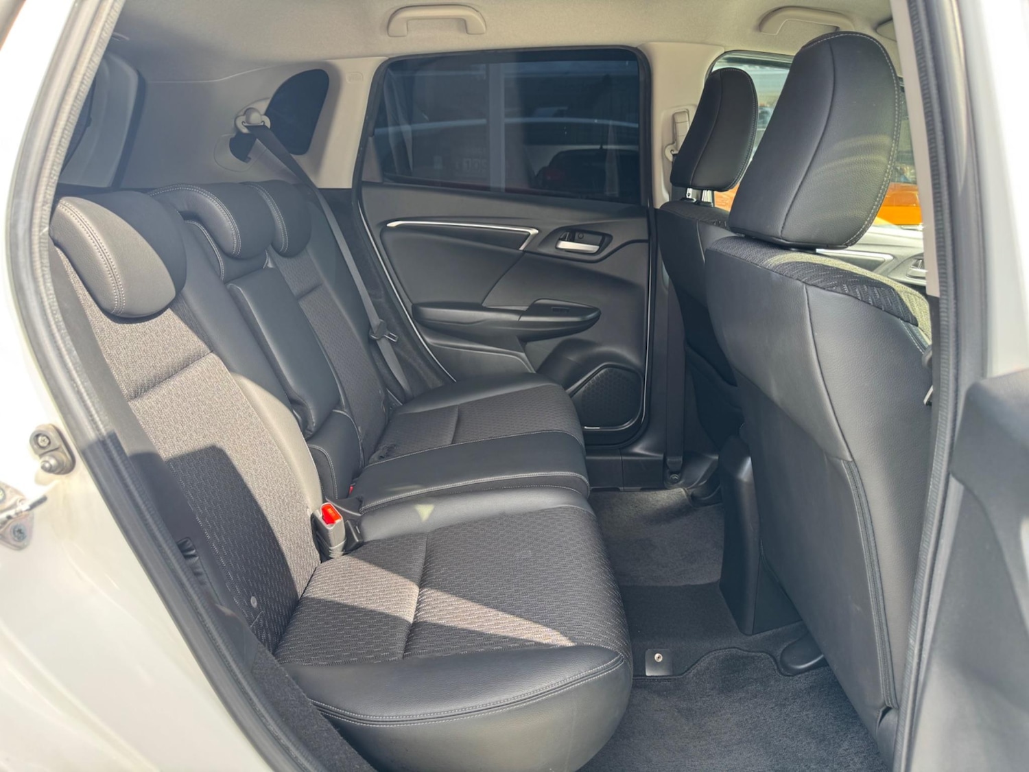 Used Honda Fit for sale - 77103617: Photo 29