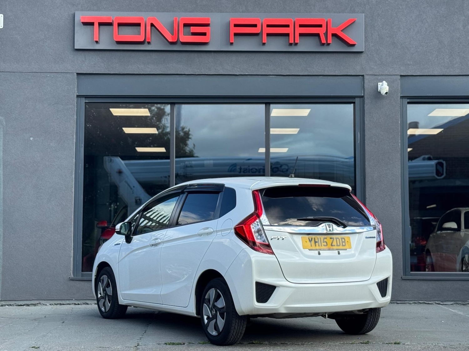 Used Honda Fit for sale - 77103617: Photo 3