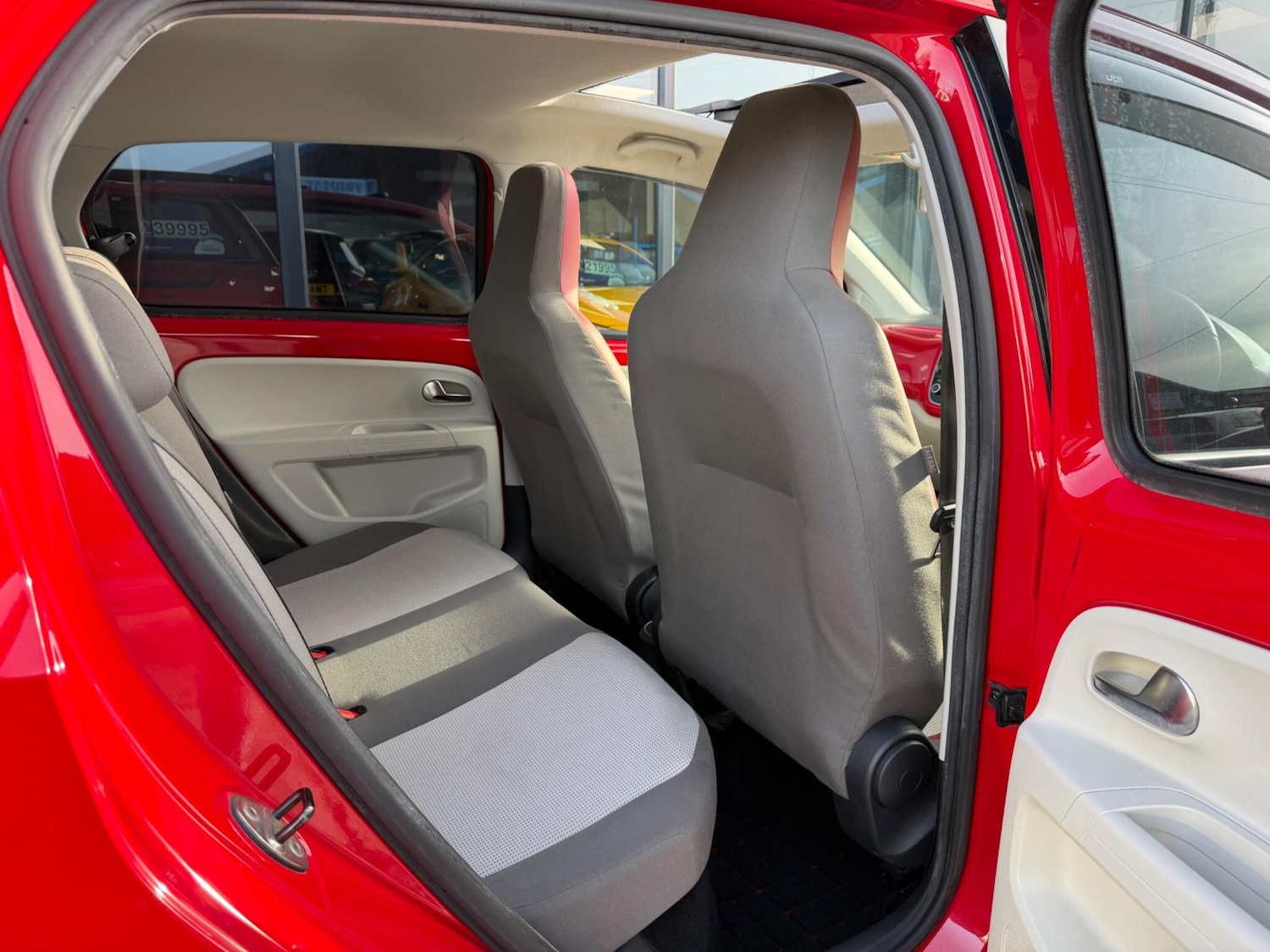 Used Volkswagen up! for sale - 77646996: Photo 28