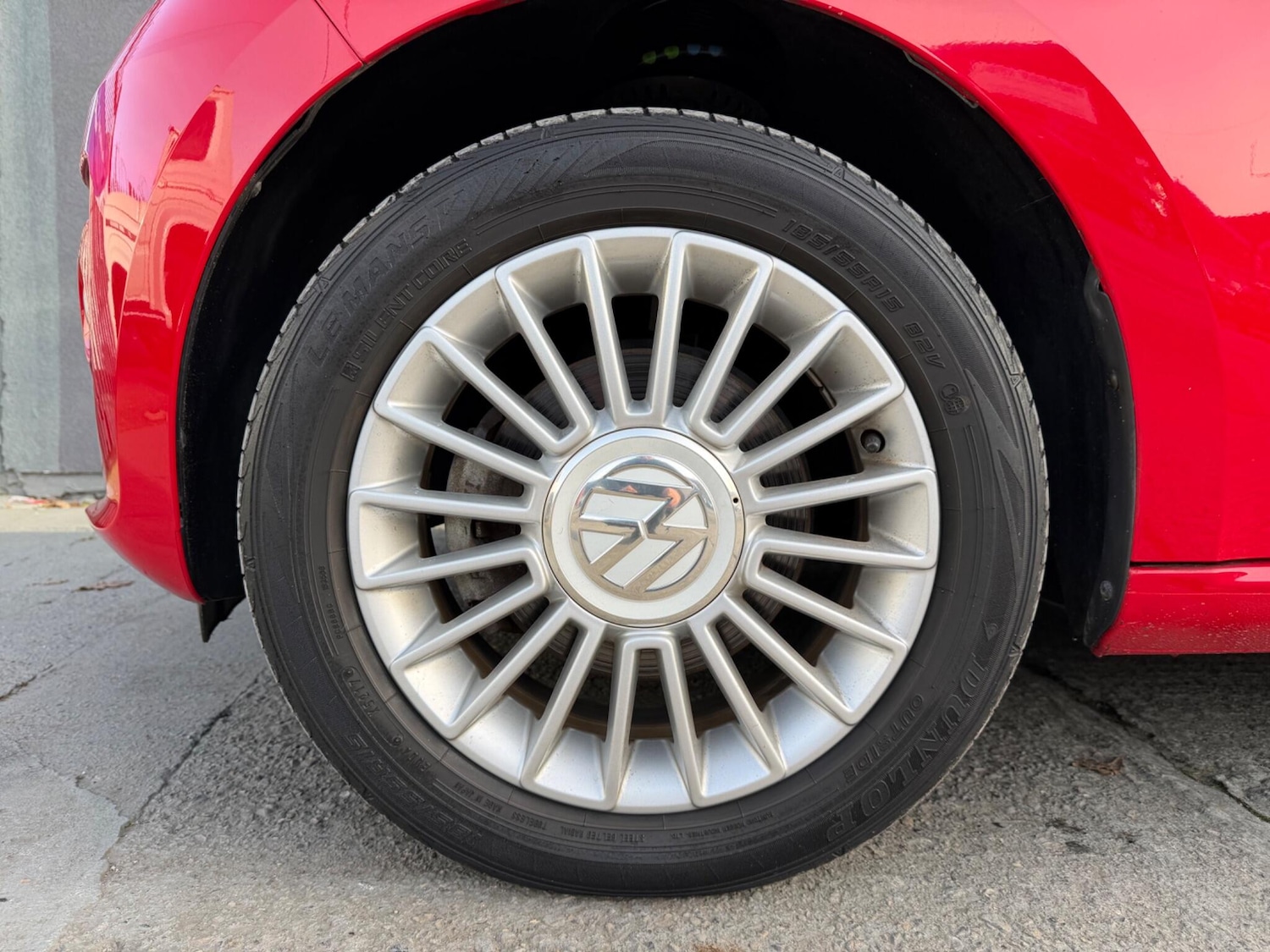 Used Volkswagen up! for sale - 77646996: Photo 32