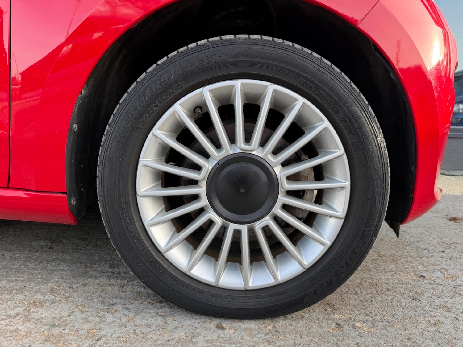 Used Volkswagen up! for sale - 77646996: Photo 34