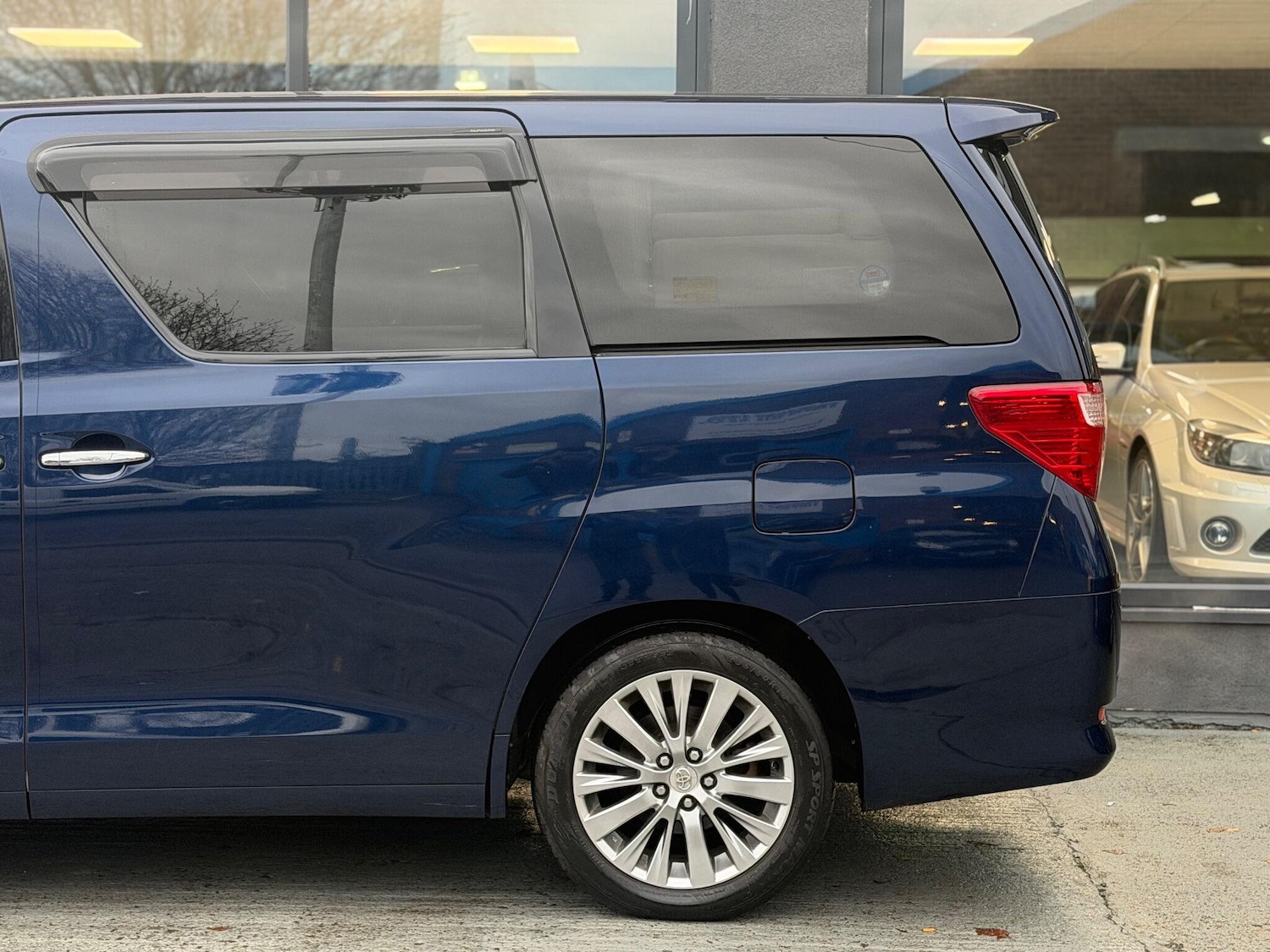 Used Toyota Alphard for sale - 78147706: Photo 14