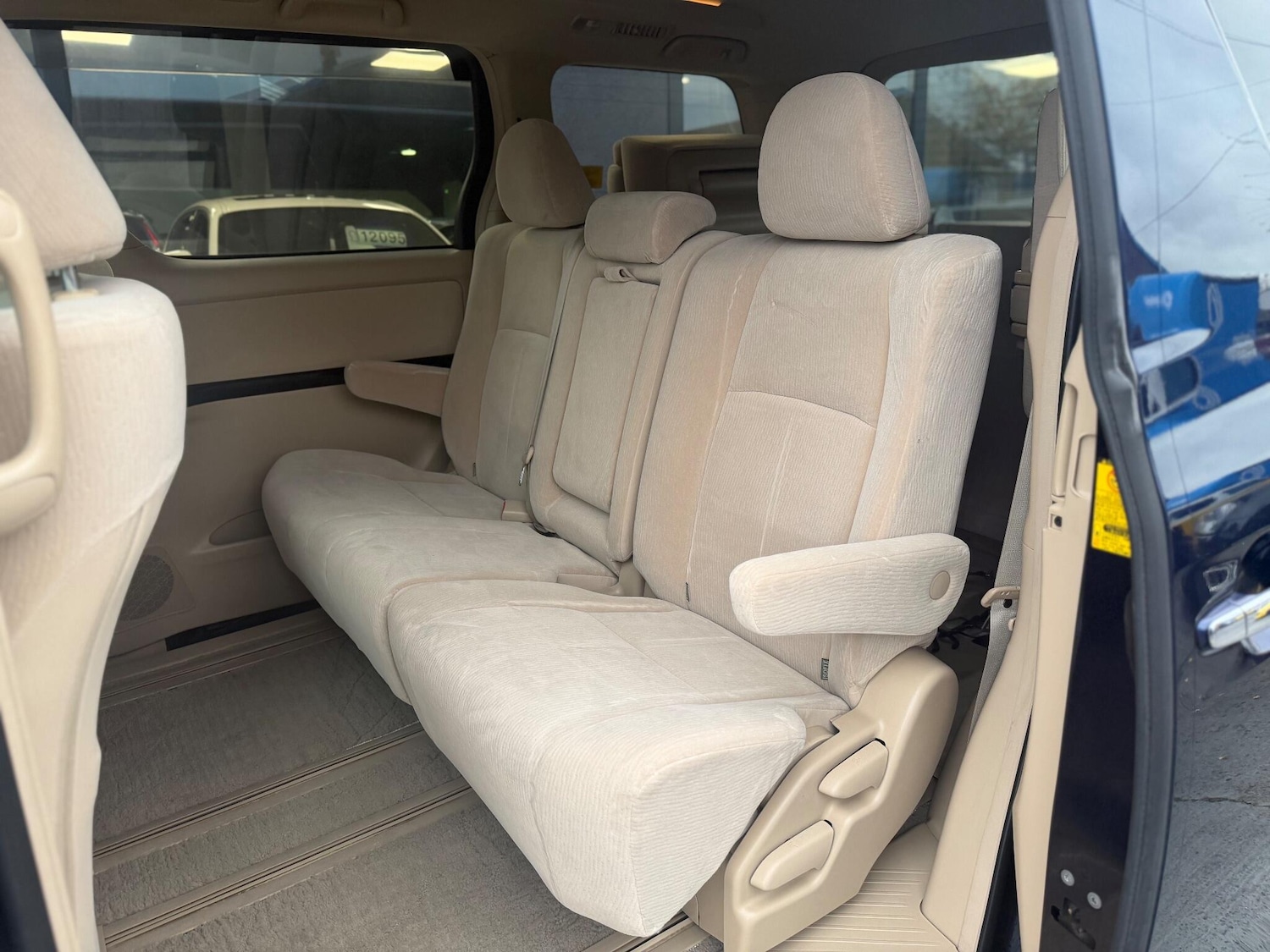 Used Toyota Alphard for sale - 78147706: Photo 21