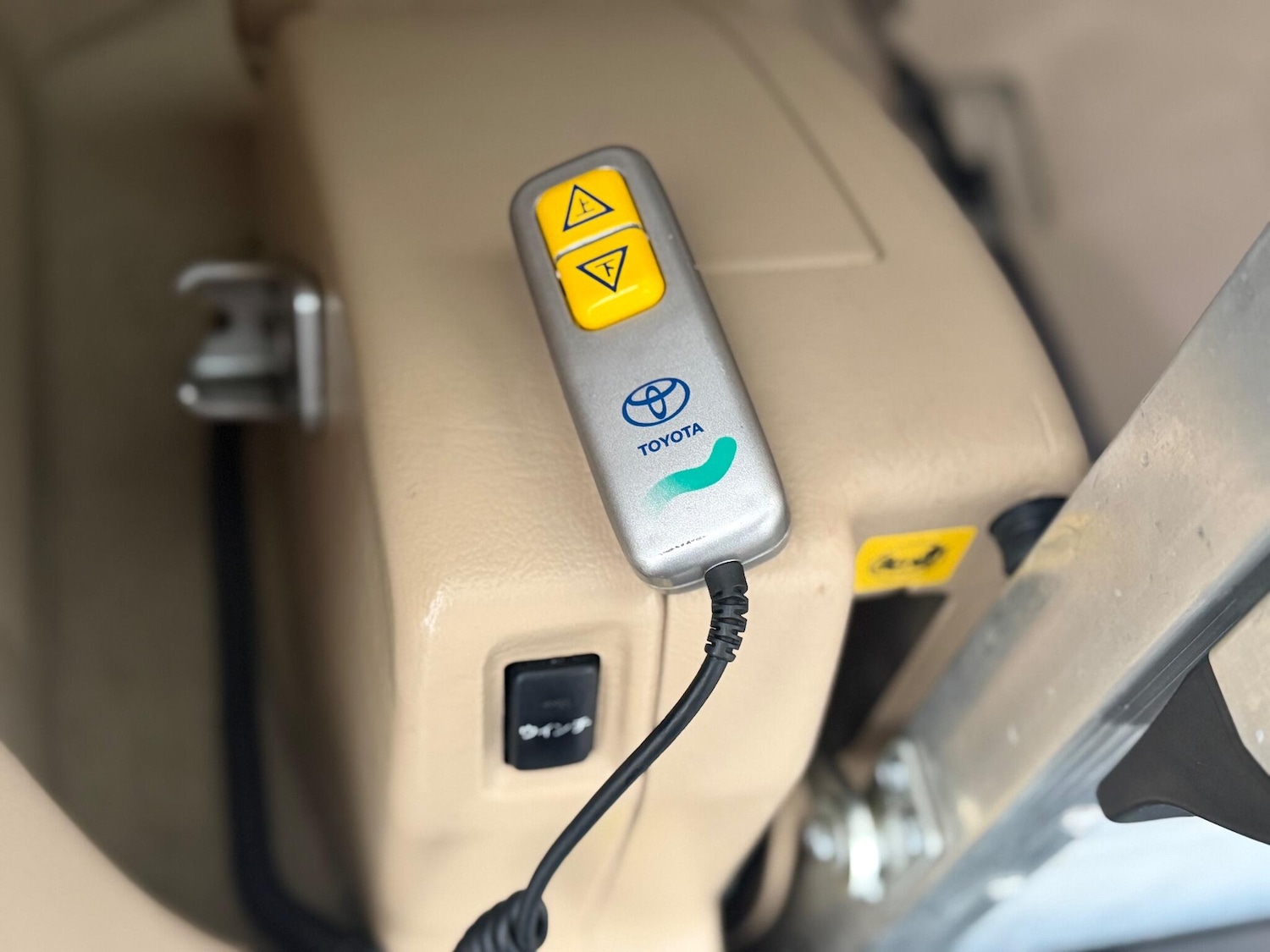 Used Toyota Alphard for sale - 78147706: Photo 32