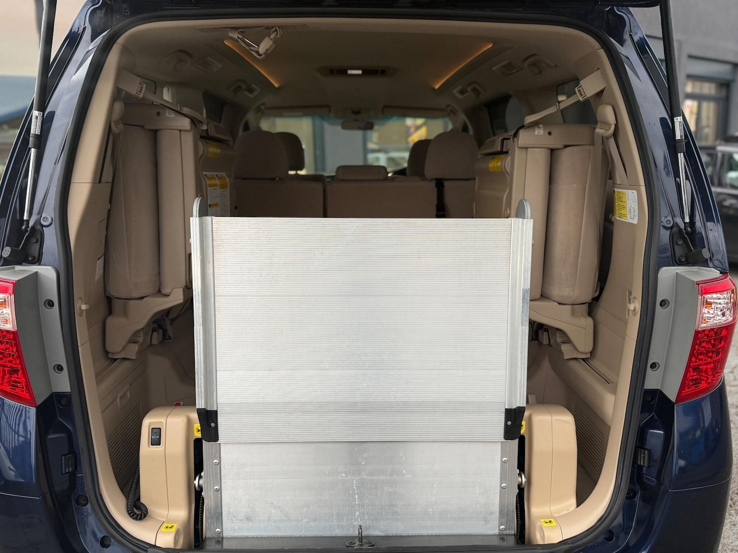 Used Toyota Alphard for sale - 78147706: Photo 48