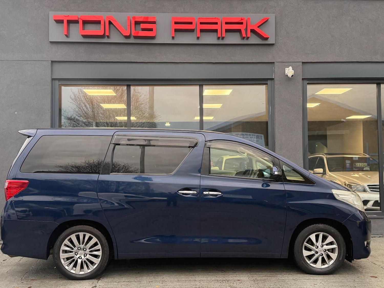 Used Toyota Alphard for sale - 78147706: Photo 9