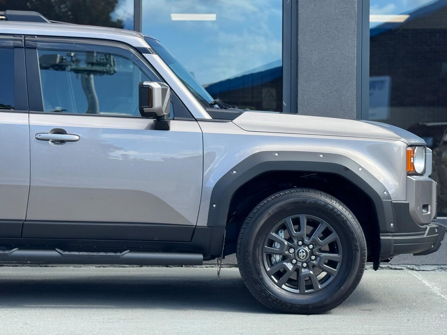 Used Toyota Land Cruiser for sale - 77854052: Photo 11