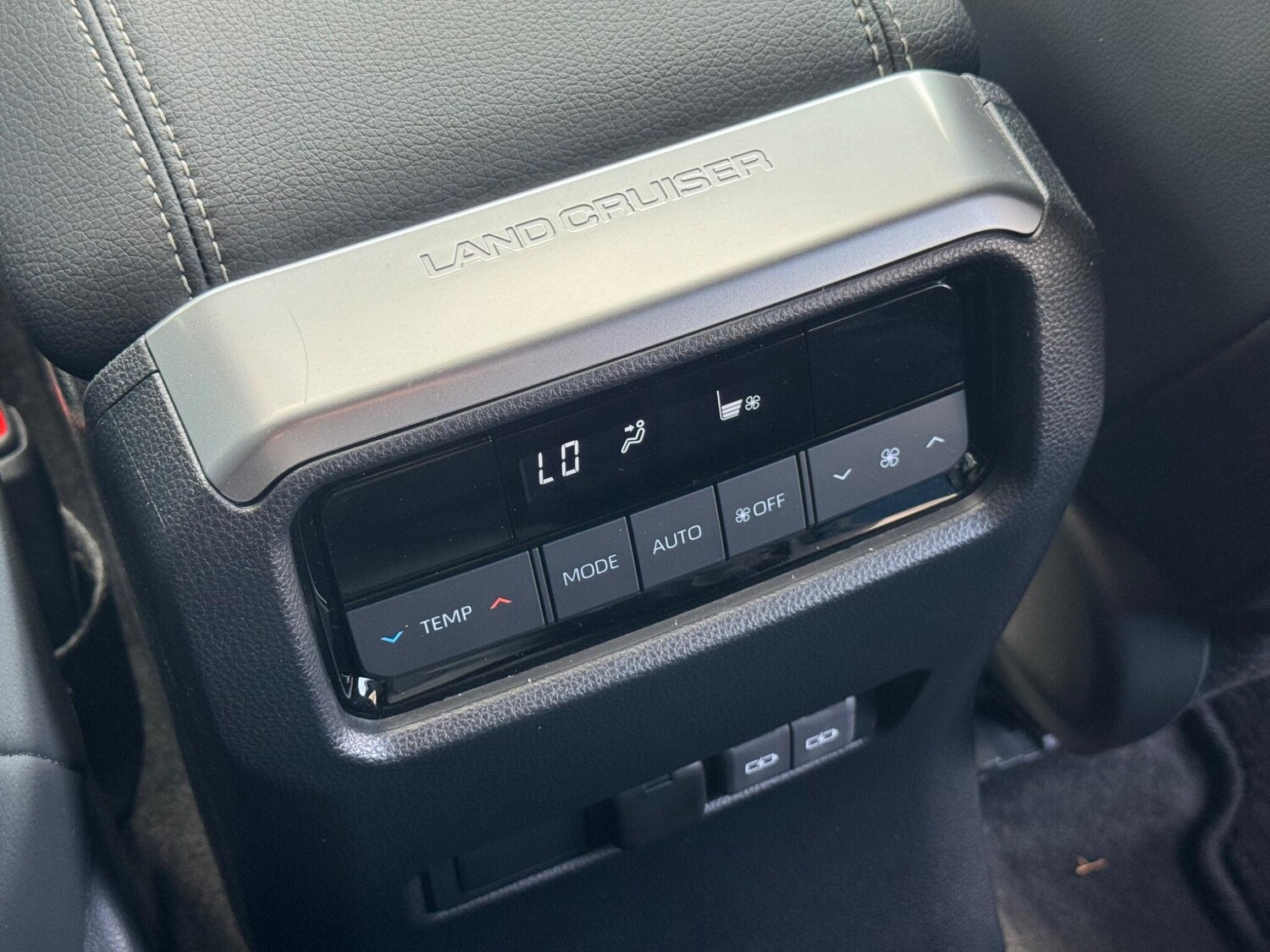 Used Toyota Land Cruiser for sale - 77854052: Photo 20