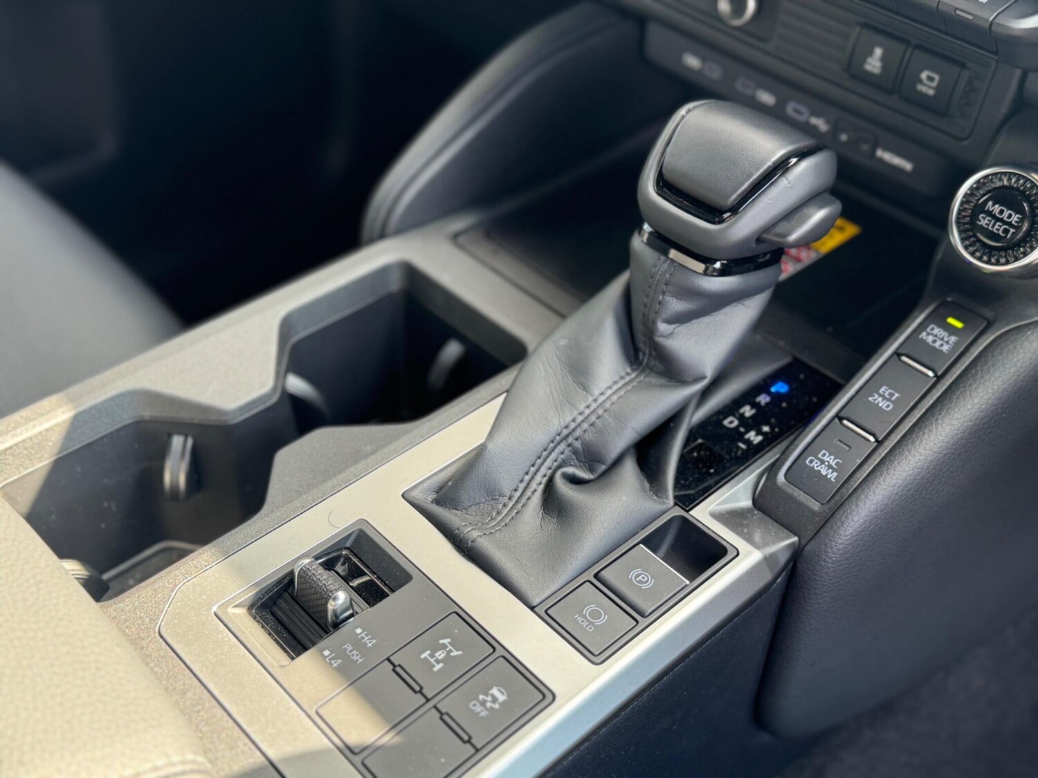 Used Toyota Land Cruiser for sale - 77854052: Photo 30