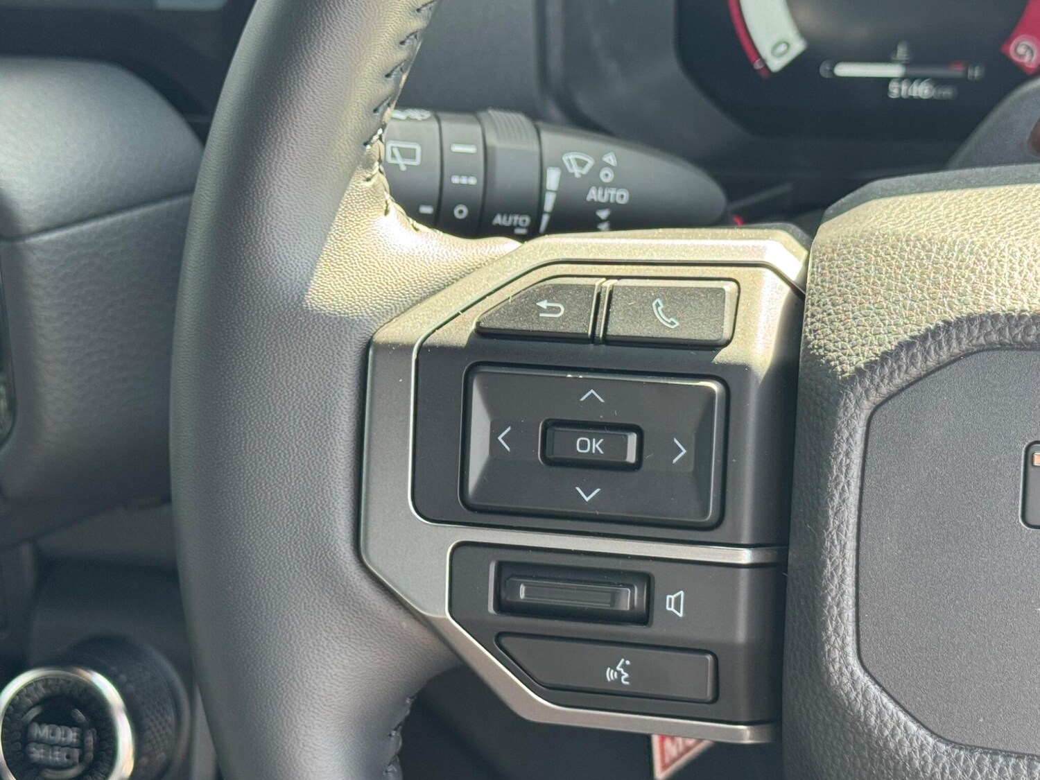 Used Toyota Land Cruiser for sale - 77854052: Photo 42