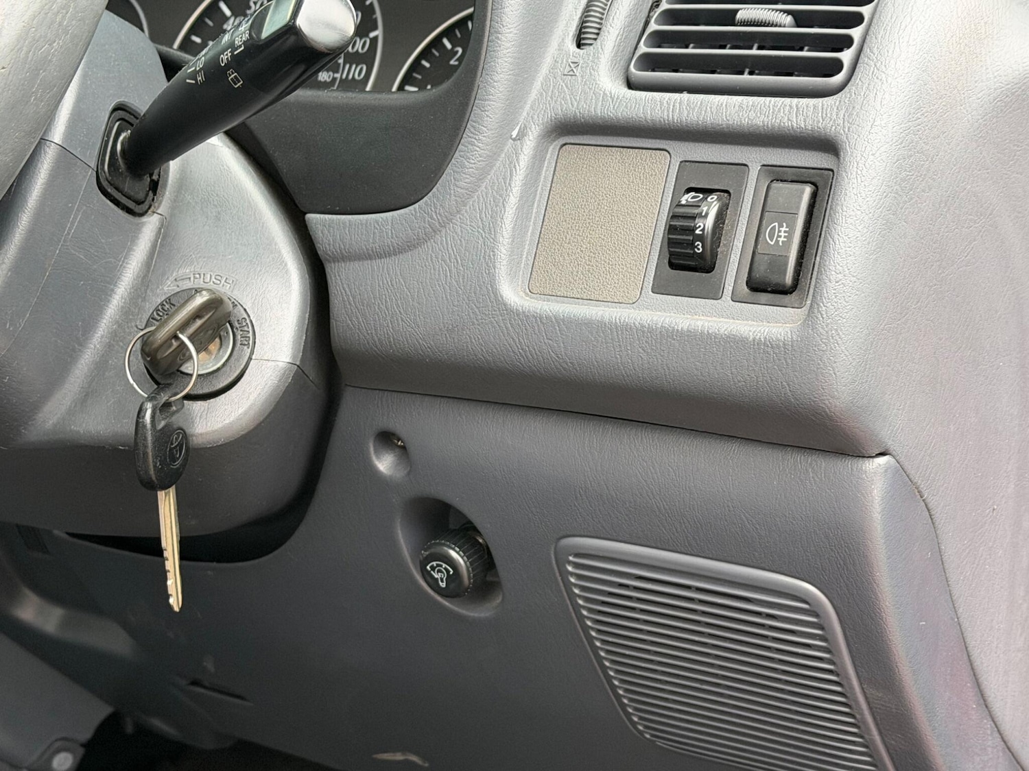 Used Toyota Starlet 1998 for sale - 77646816: Photo 18