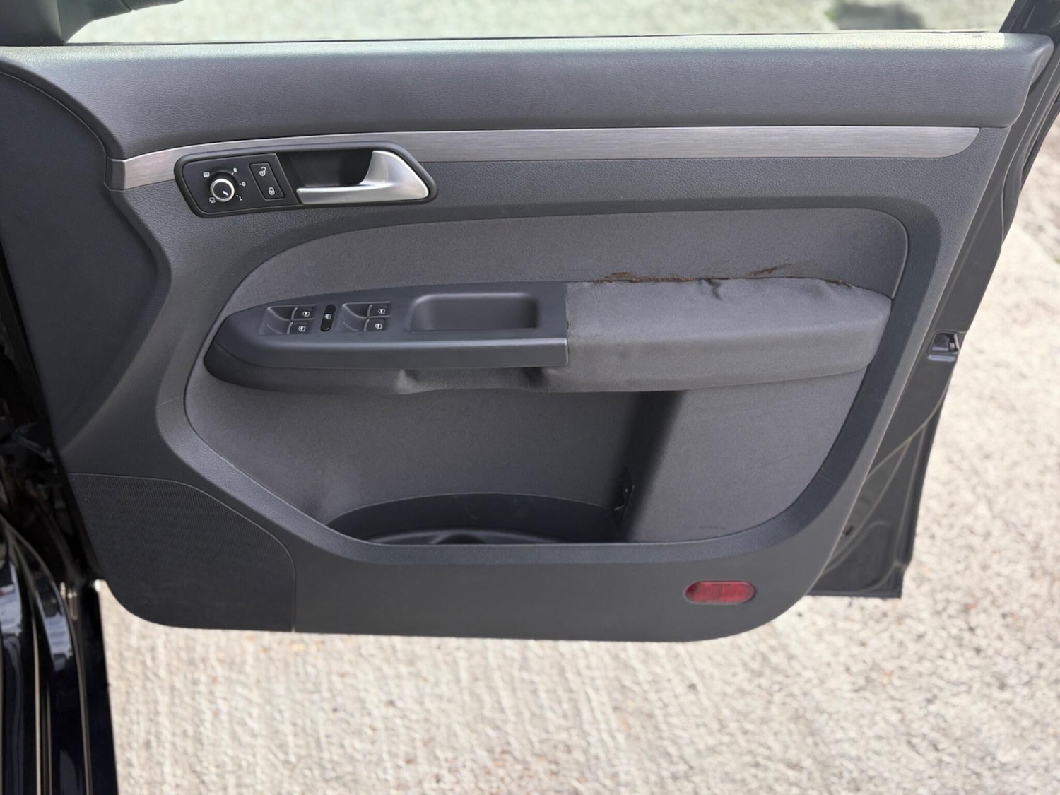 Used Volkswagen Touran for sale - 77683546: Photo 28