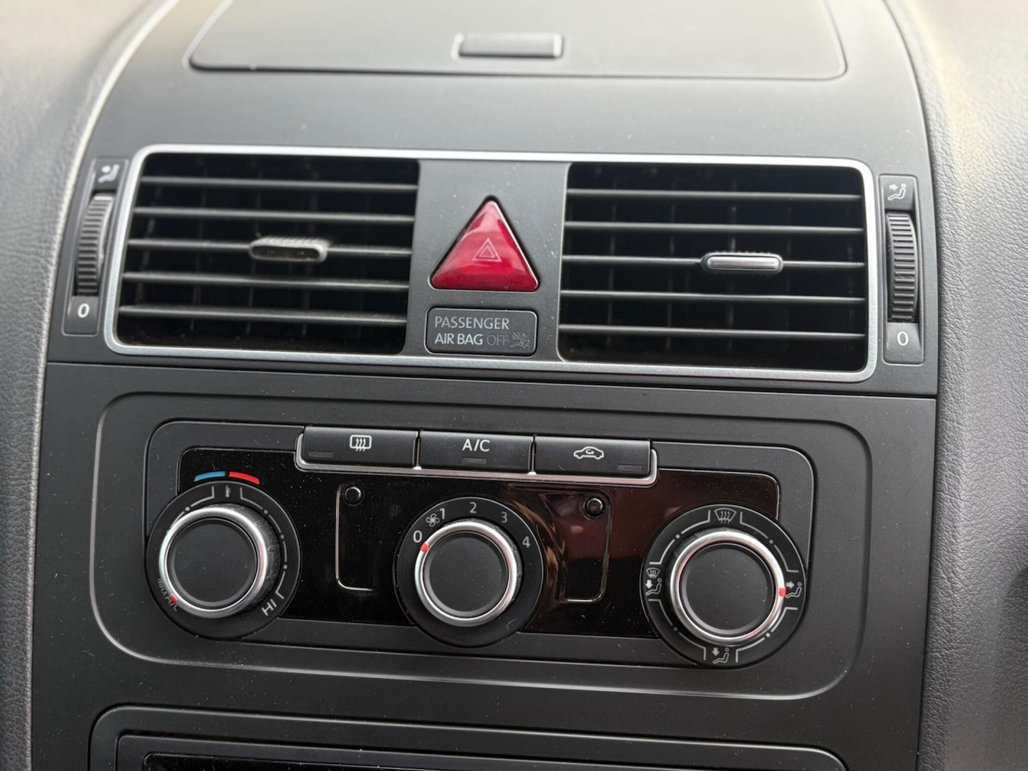 Used Volkswagen Touran for sale - 77683546: Photo 37