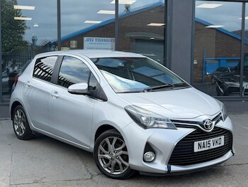 Used Toyota Yaris 2015 for sale - 78471459: Photo