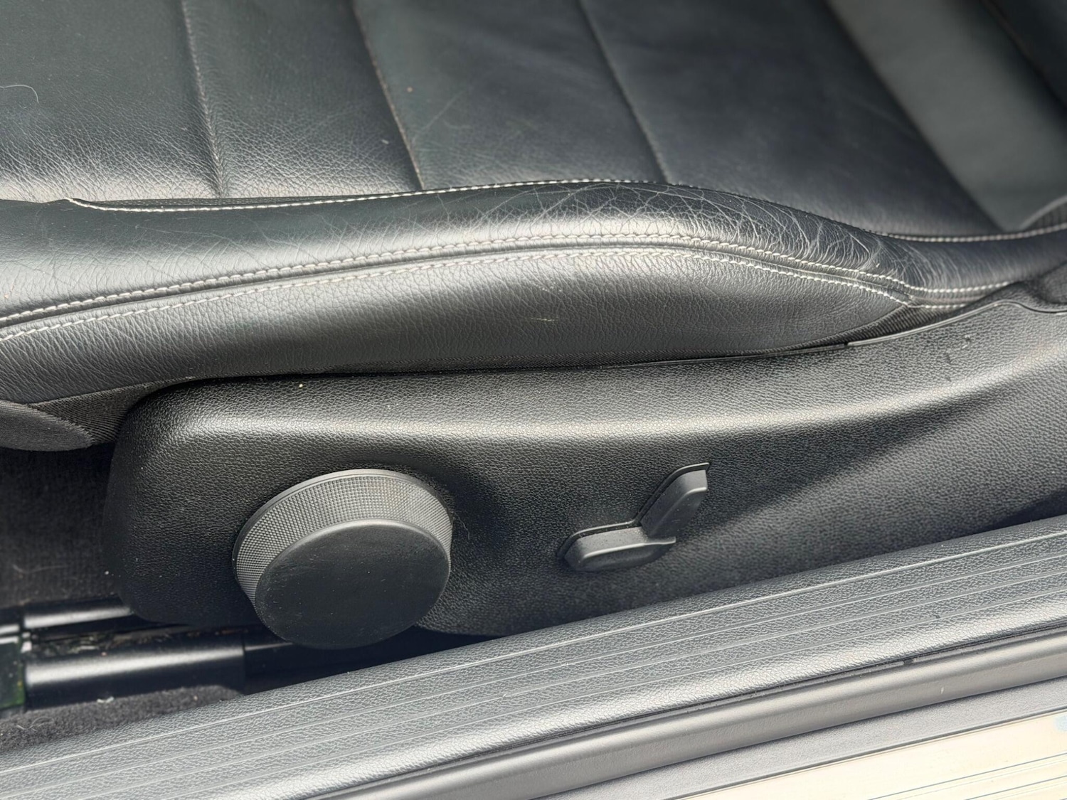 Used Mercedes-Benz E Class 2013 for sale - 77737134: Photo 11