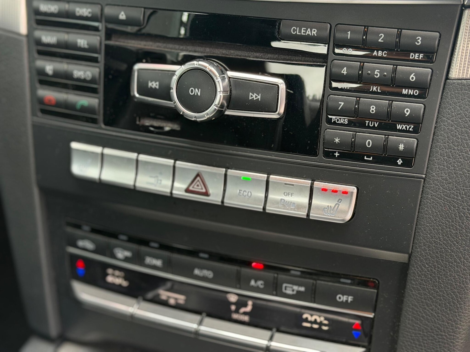 Used Mercedes-Benz E Class 2013 for sale - 77737134: Photo 13