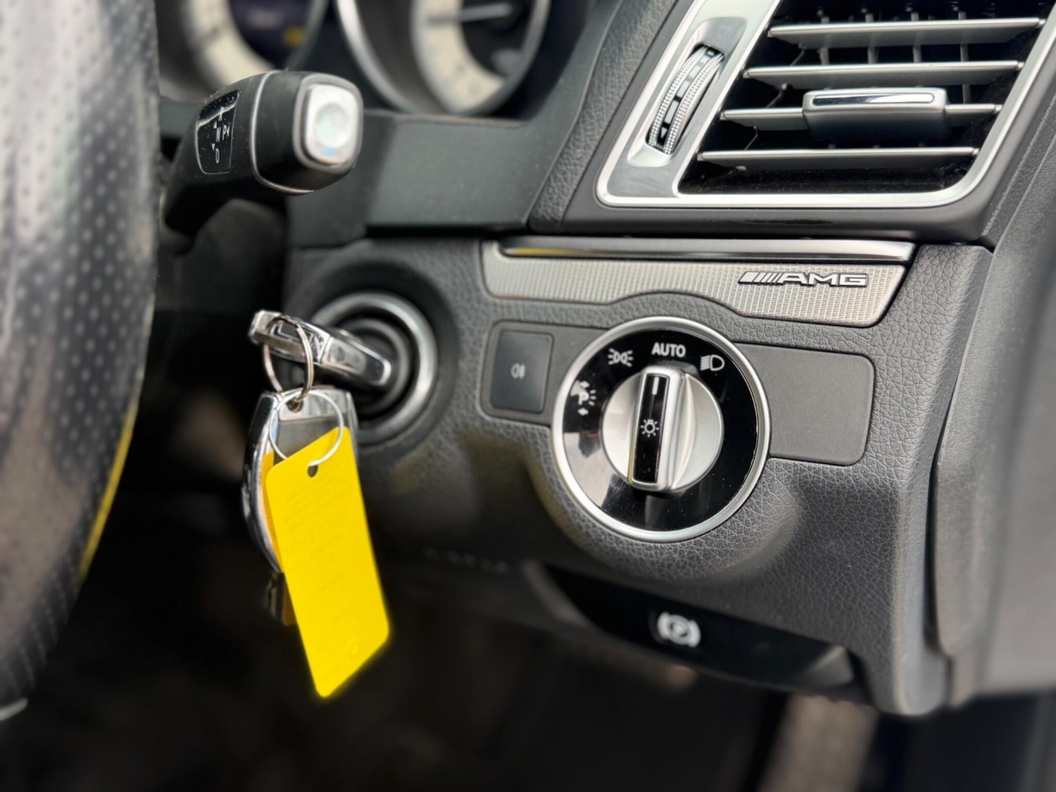 Used Mercedes-Benz E Class 2013 for sale - 77737134: Photo 14