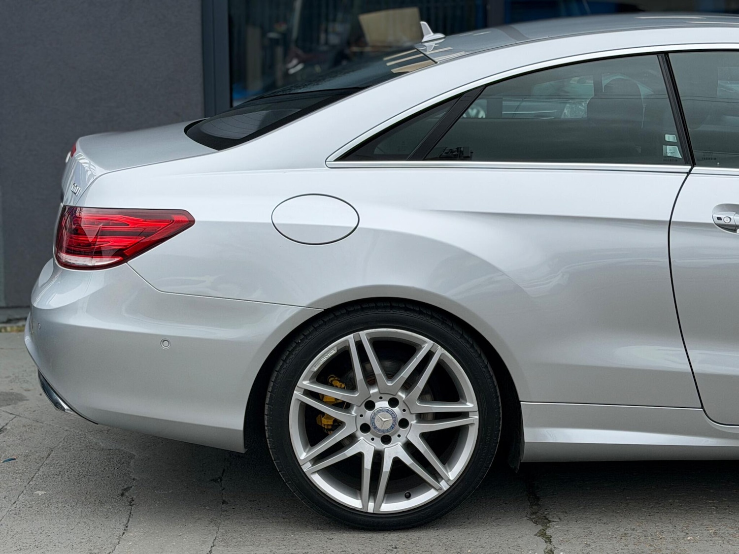 Used Mercedes-Benz E Class 2013 for sale - 77737134: Photo 20