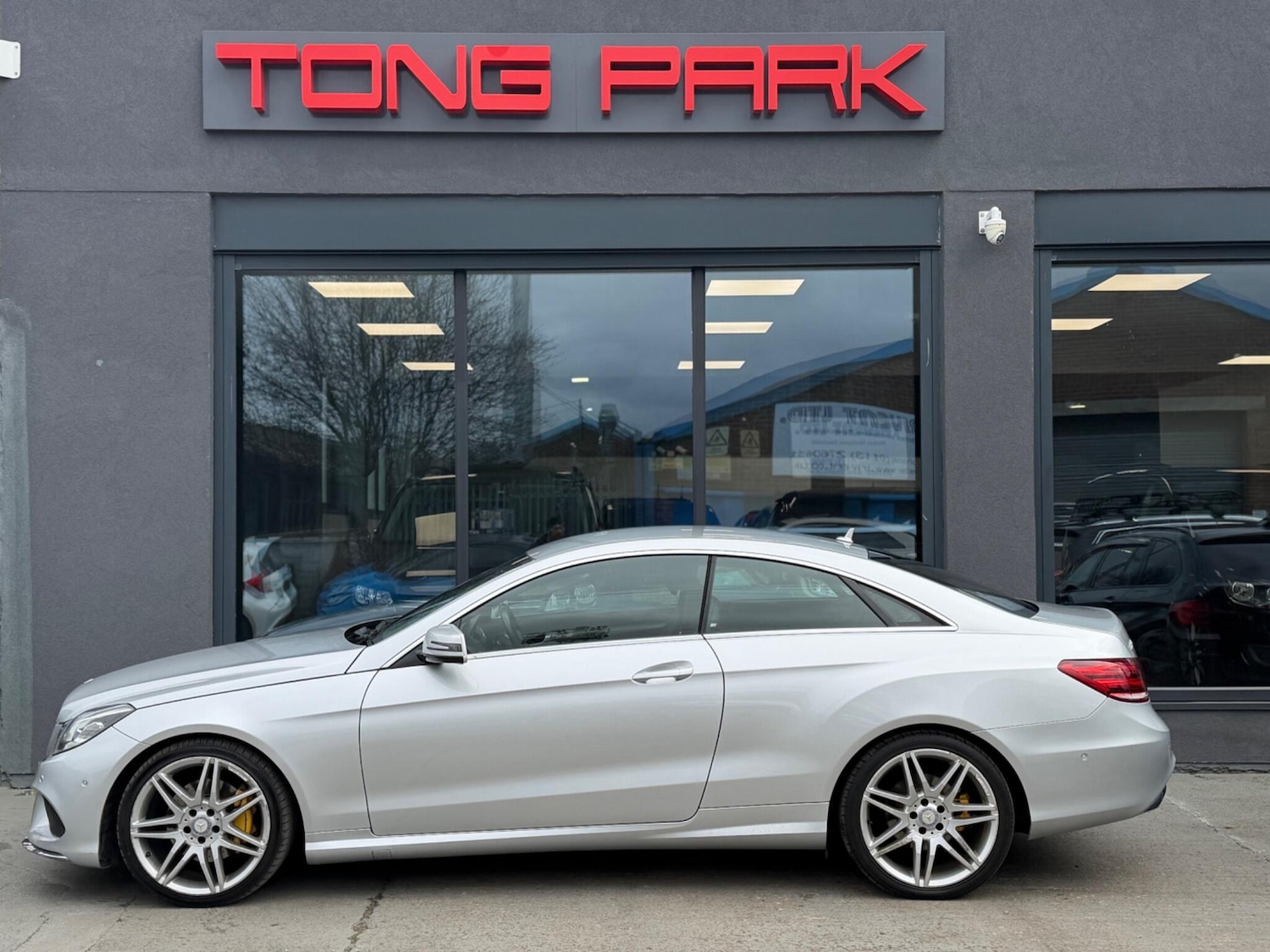 Used Mercedes-Benz E Class 2013 for sale - 77737134: Photo 4