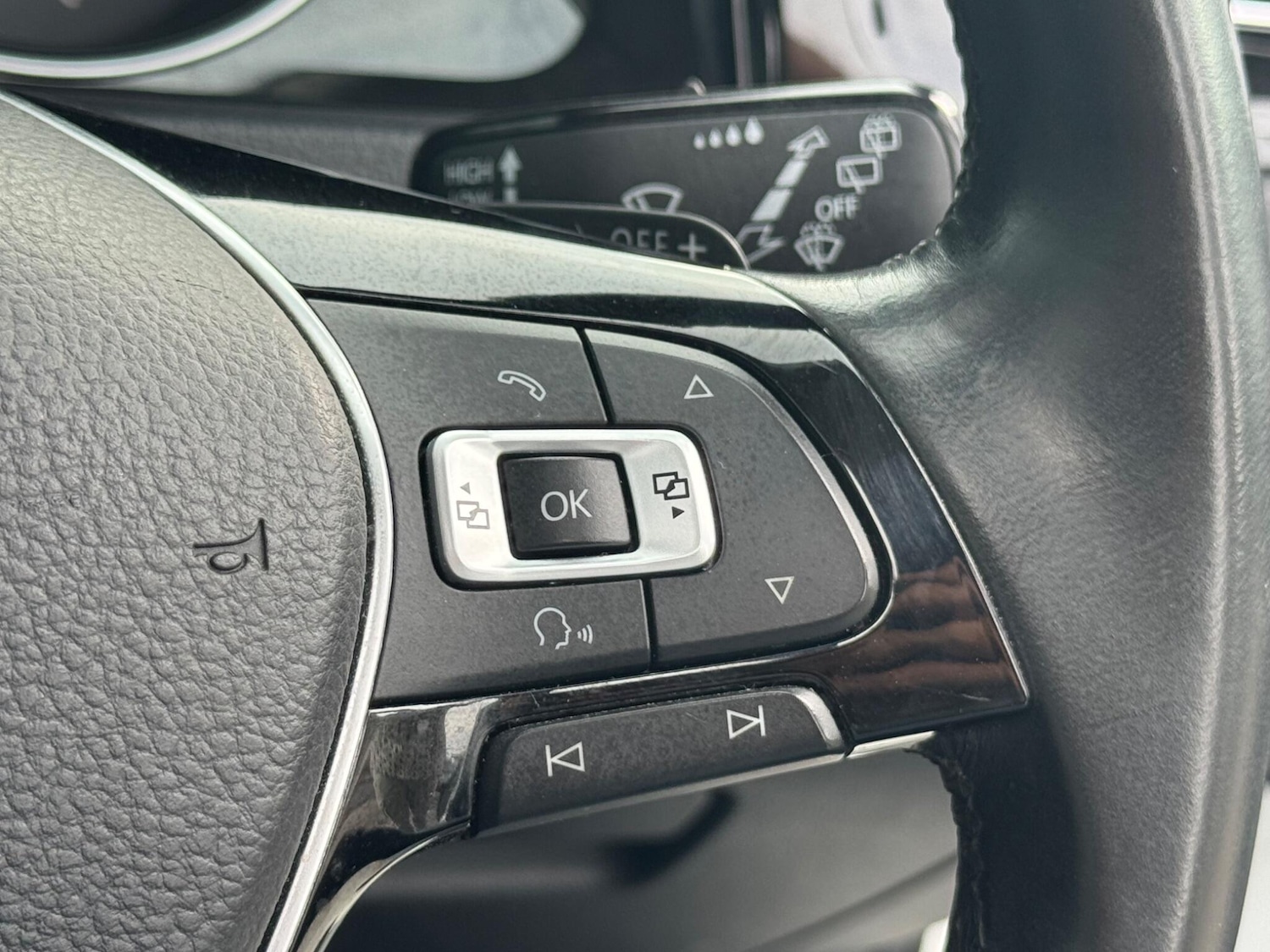 Used Volkswagen Golf for sale - 77103608: Photo 33