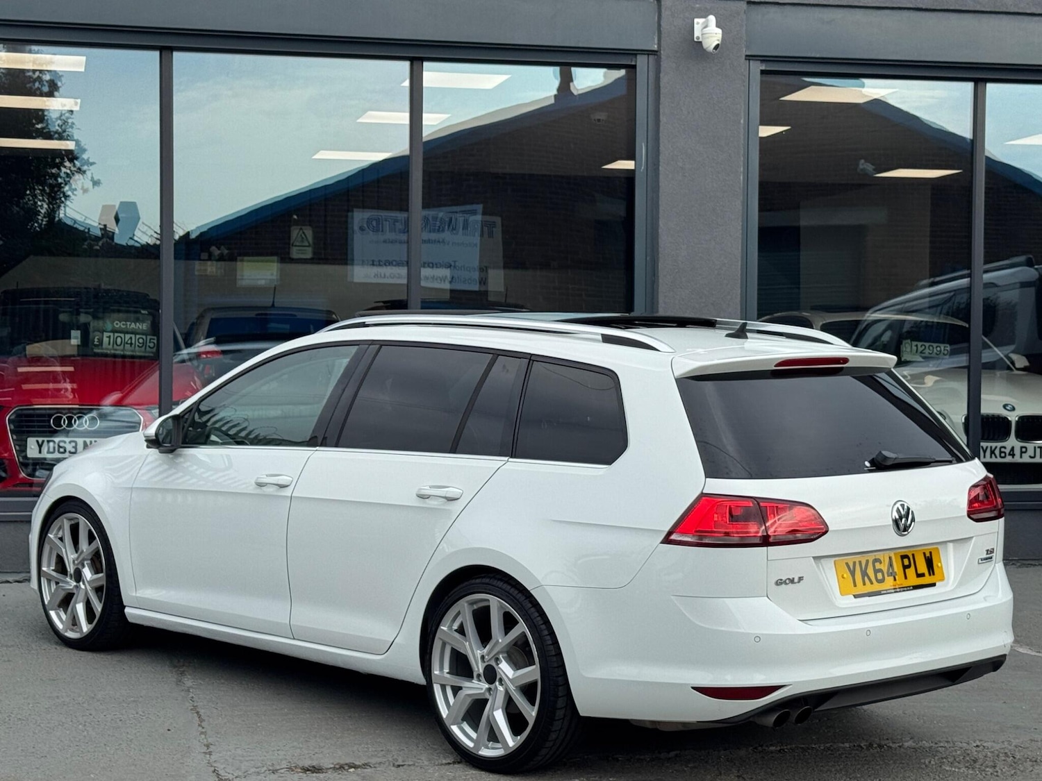 Used Volkswagen Golf for sale - 77103608: Photo 4