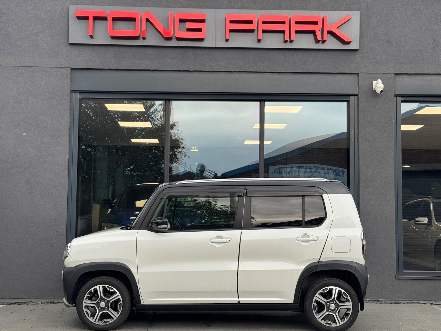 Used Suzuki Hustler for sale - 77683872: Photo 8