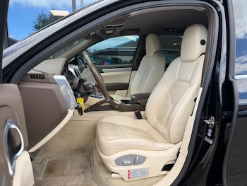Used Porsche Cayenne 2015 for sale - 79349071: Photo