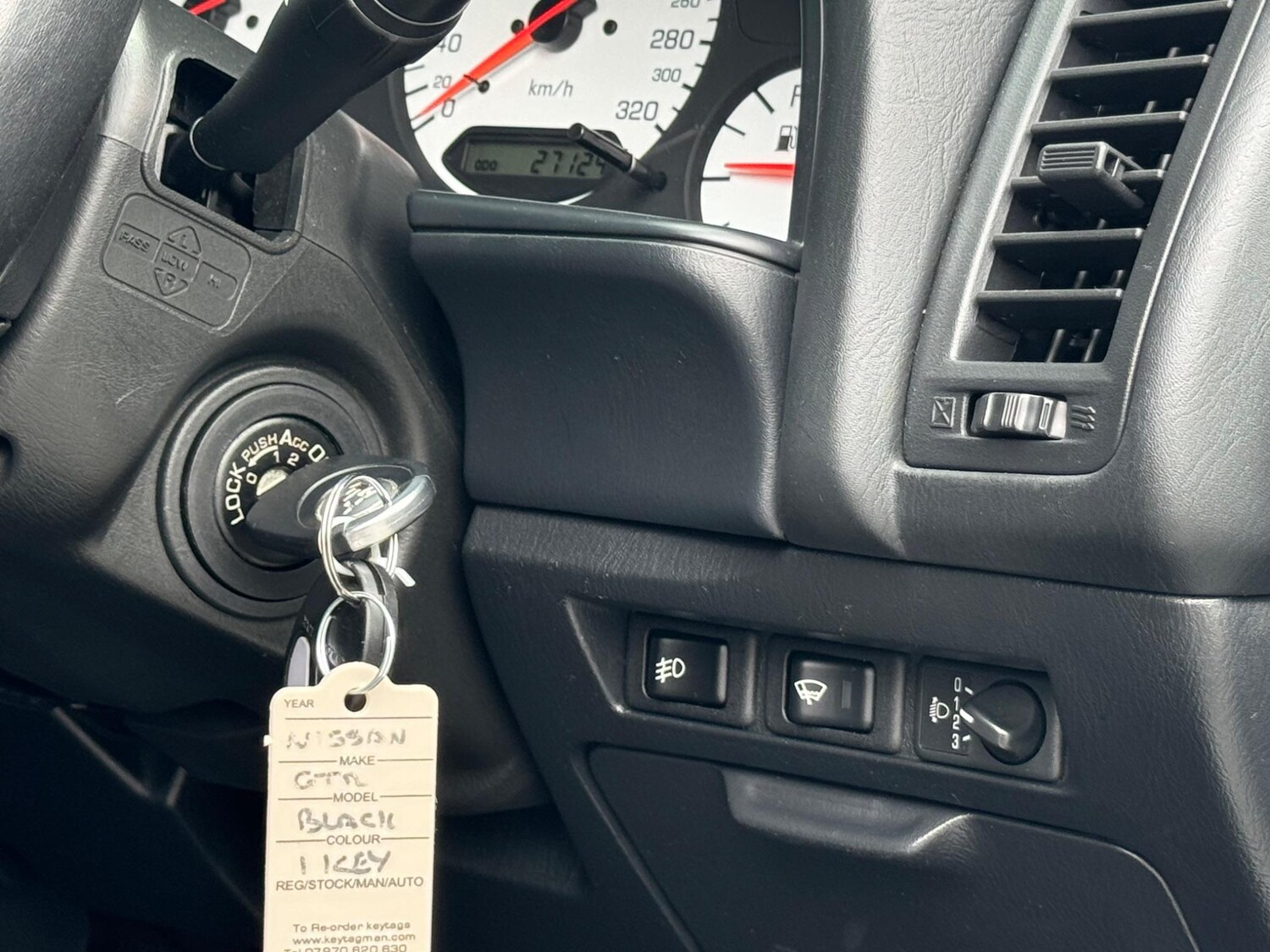 Used Nissan Skyline for sale - 78046920: Photo 30