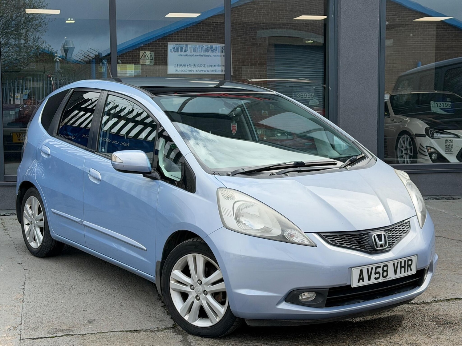 Used Honda Jazz 2009 for sale - 78100625: Photo 2