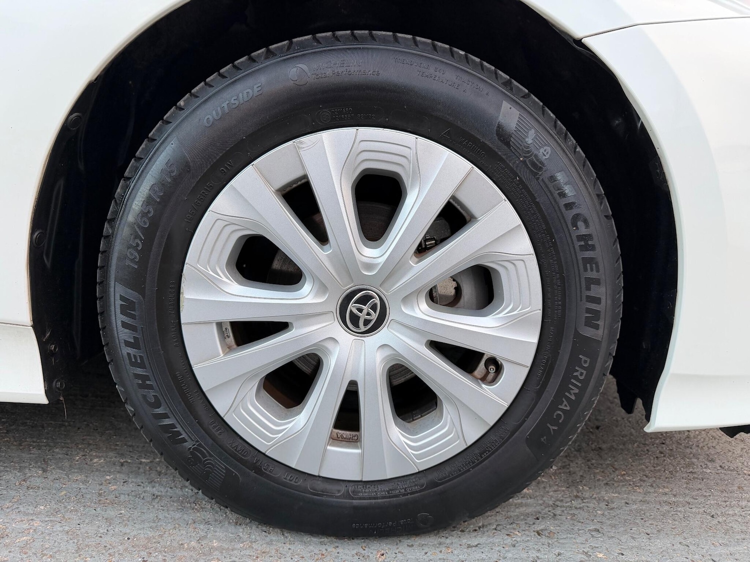 Used Toyota Prius for sale - 78048252: Photo 42