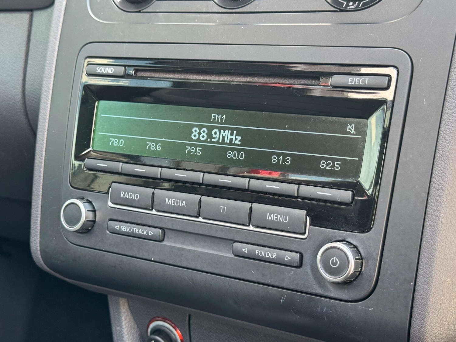 Used Volkswagen Touran for sale - 78048240: Photo 18