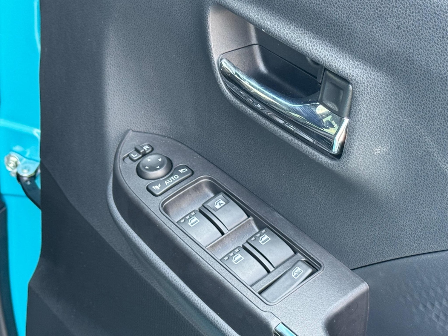 Used Daihatsu Tanto for sale - 77439703: Photo 19