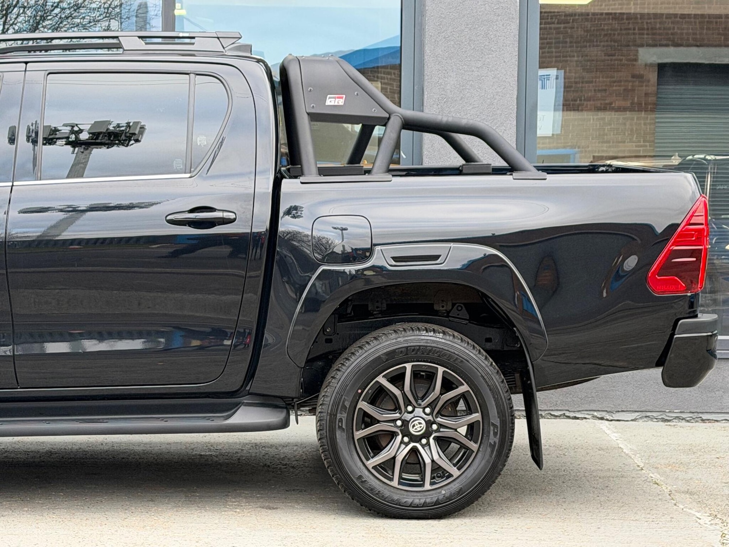 Used Toyota Hilux for sale - 77854060: Photo 12