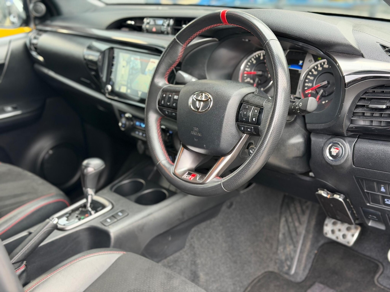 Used Toyota Hilux for sale - 77854060: Photo 26