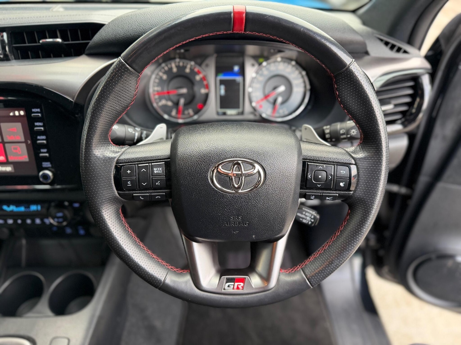 Used Toyota Hilux for sale - 77854060: Photo 36