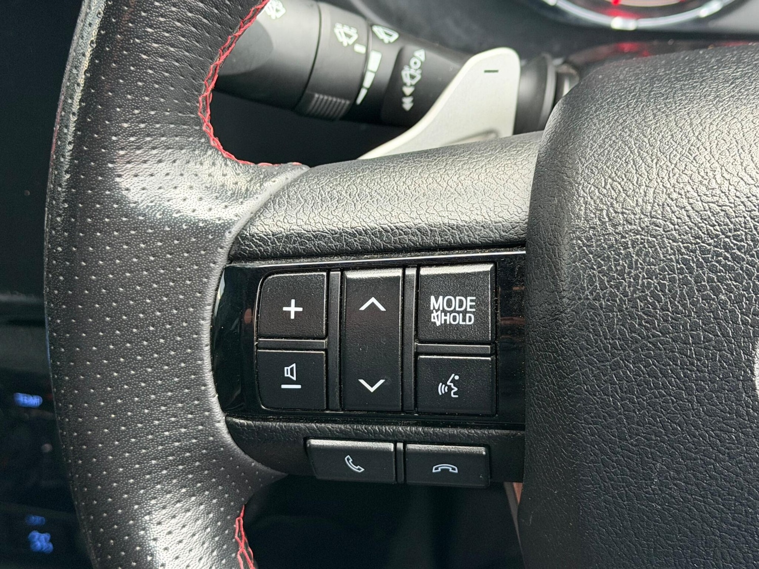 Used Toyota Hilux for sale - 77854060: Photo 37