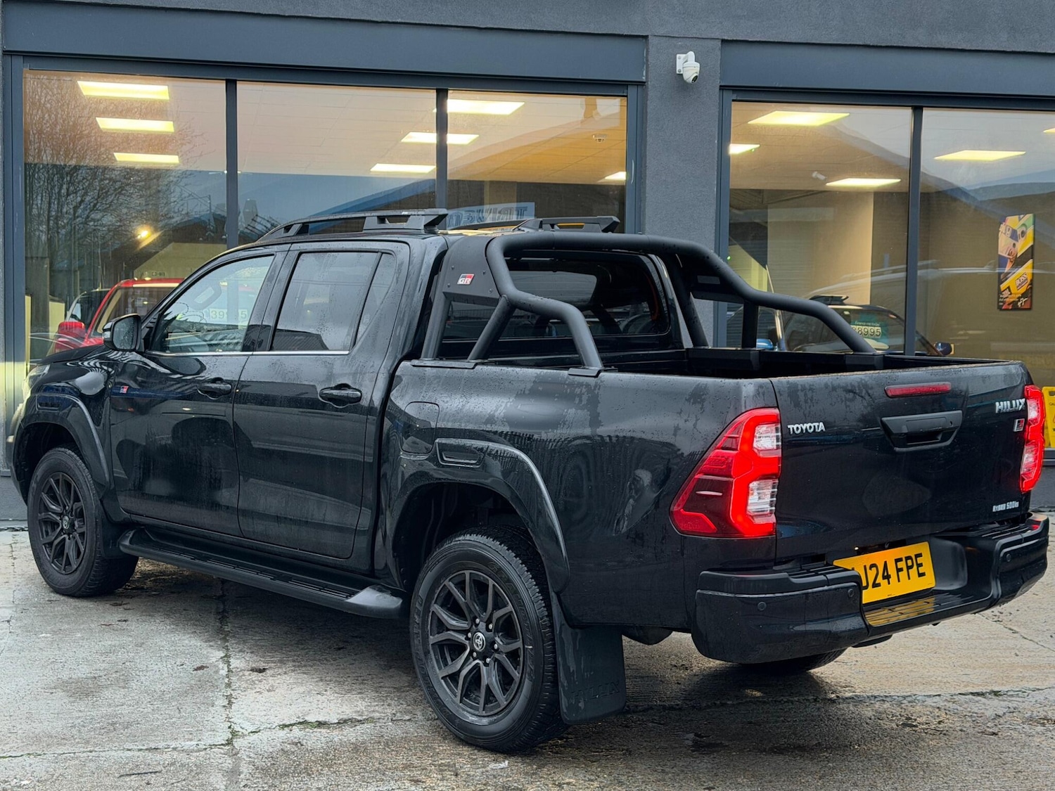 Used Toyota Hilux for sale - 77854060: Photo 5