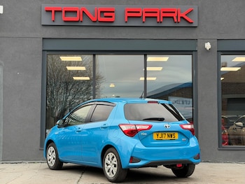 Used Toyota Yaris 2017 for sale - 78058352: Photo