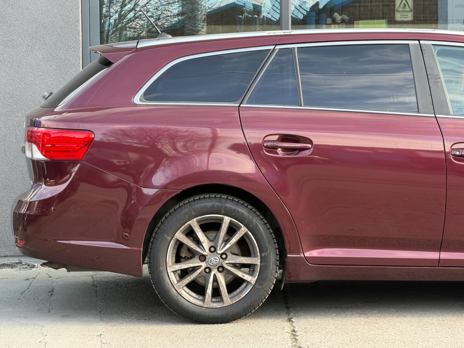 Used Toyota Avensis 2012 for sale - 77670406: Photo 11